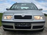 Skoda Octavia 4x4 - Skoda Octavia aus 2004 mit Diesel-Antrieb
