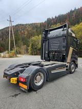 Iveco S Way 570  First Class Editon - new Engine! - Koffer