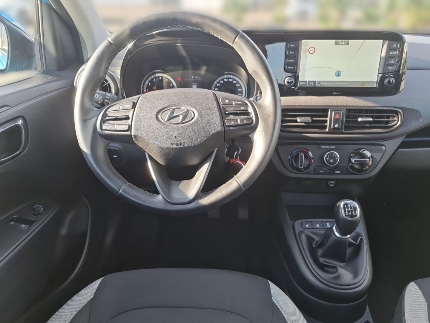 Fahrzeugabbildung Hyundai i10 1.2 Benzin M T Trend Navipaket