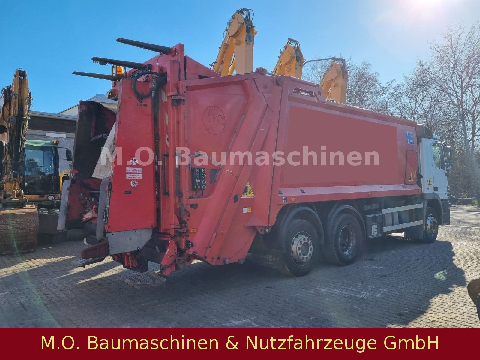 Fahrzeugabbildung Mercedes-Benz Actros 2532 /  6-Zyl / 3-Achser / AC / L+L Achse