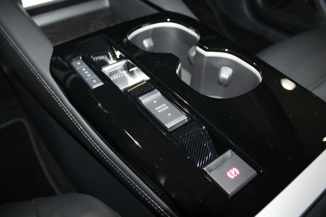 Fahrzeugabbildung Citroën C5 X Plug-In Hybrid Shine Pack Sofort verfügbar