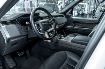 Land-Rover Range Rover - 11