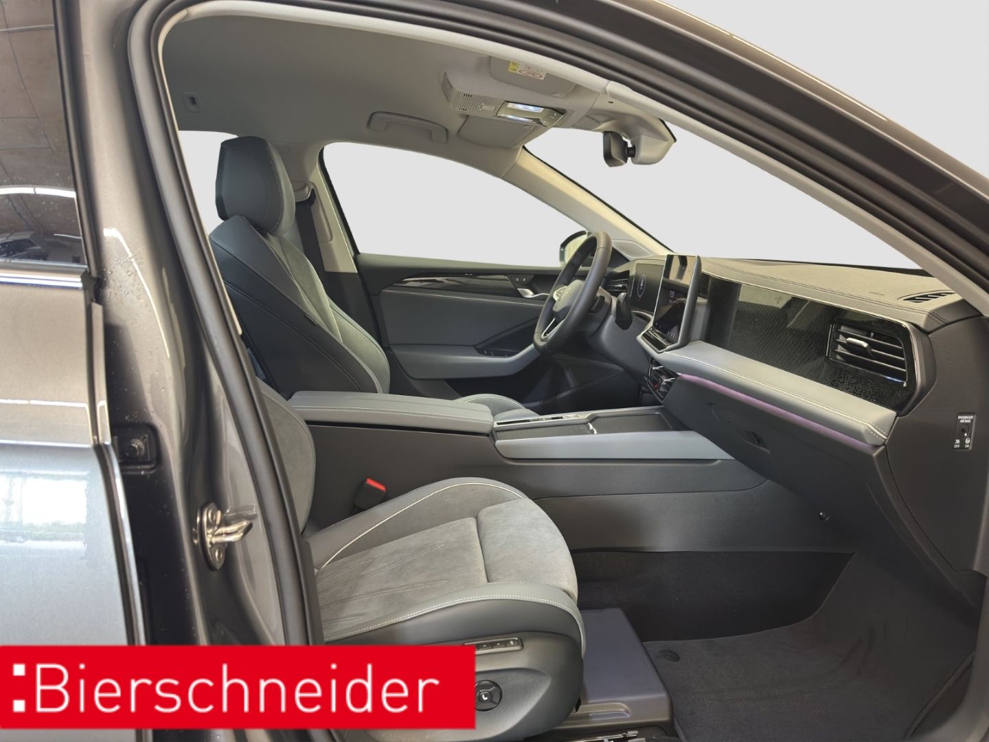 Volkswagen Passat Variant 1.5 eTSI DSG Business AHK 360  HU foto 14