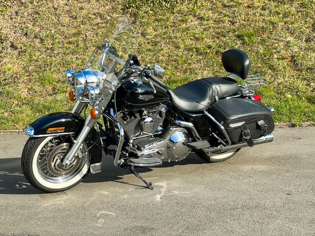 Harley-Davidson RoadKing Classic, 1. Hand, Serviceheft lückenlos