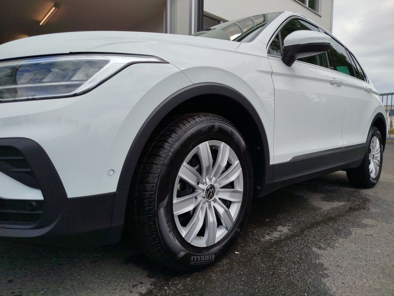 Fahrzeugabbildung Volkswagen Tiguan MOVE 2.0 DT110TDI D7F, AHK, Standheizung