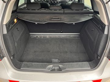 Mercedes B 250 - 8