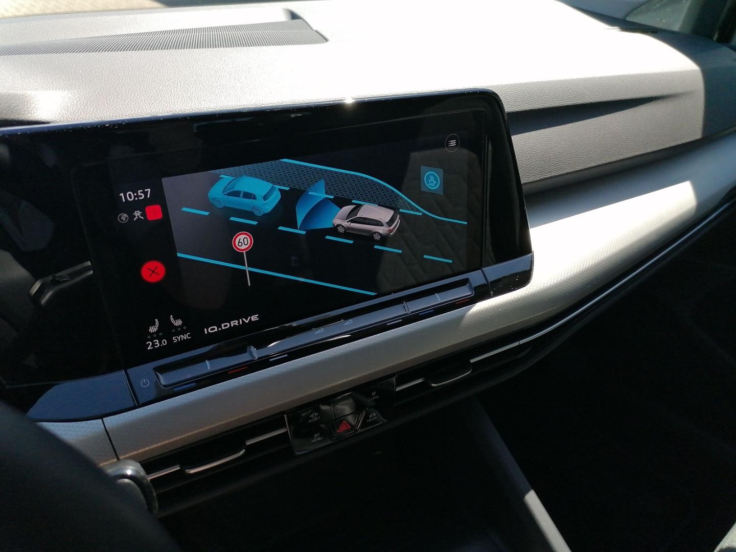 Volkswagen Golf Variant VIII LED Navi Klima LenkHzg. Shz Ca, миниатюра 19