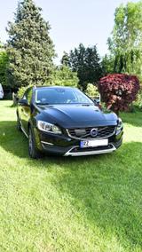 Volvo V60 CC D4 AWD Geartronic Pro | AHK | Standhzg - schwarze Volvo V60 Cross Country