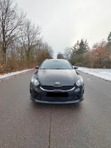 Kia cee'd / Sportwagen 1.6 CRDi Automatik - Kia Gebrauchtwagen von 2021