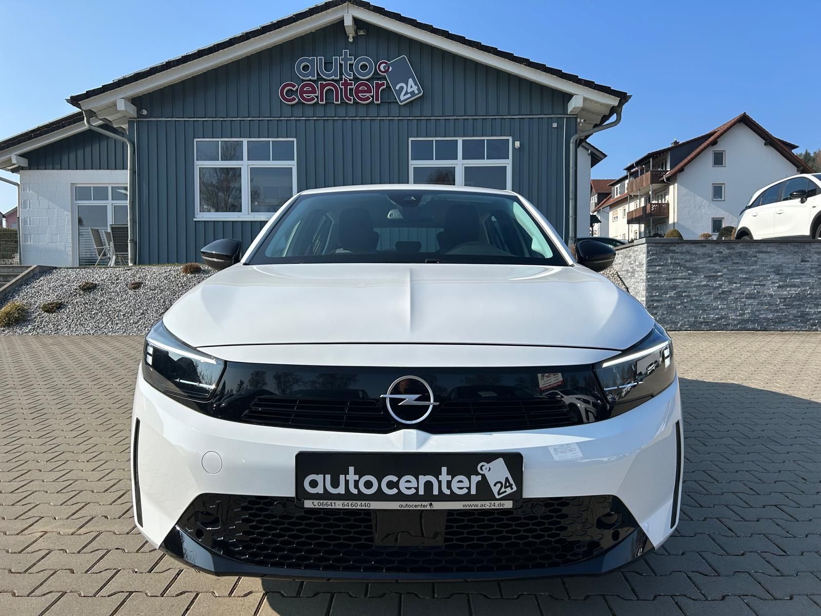 Fahrzeugabbildung Opel Corsa elektro°50 kWh°SOH 99%°Winterpaket°1.Hand°