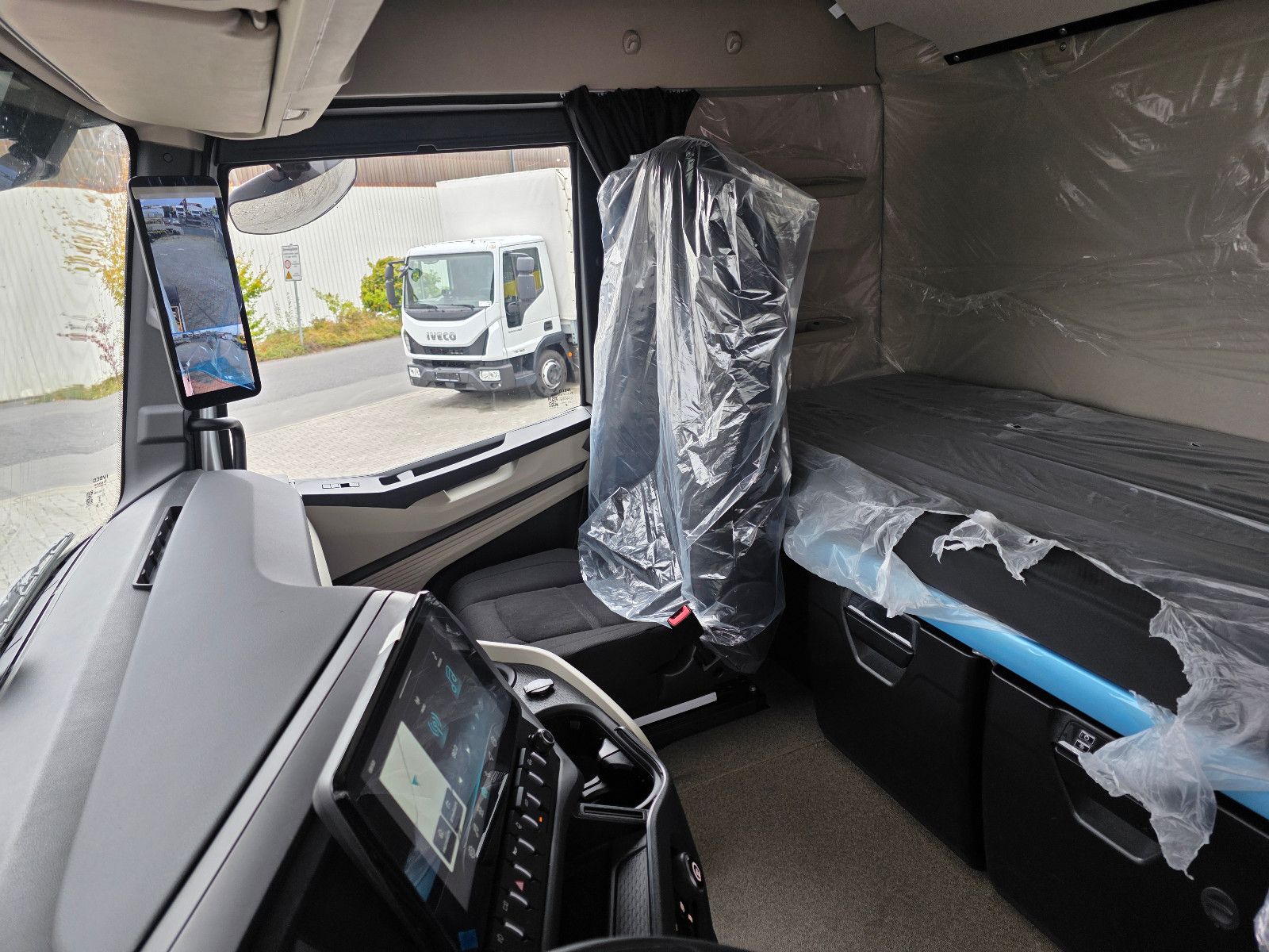 Fahrzeugabbildung Iveco AS440S58T/P, ADR Gefahrgut AT,EXII,EXIII,FL
