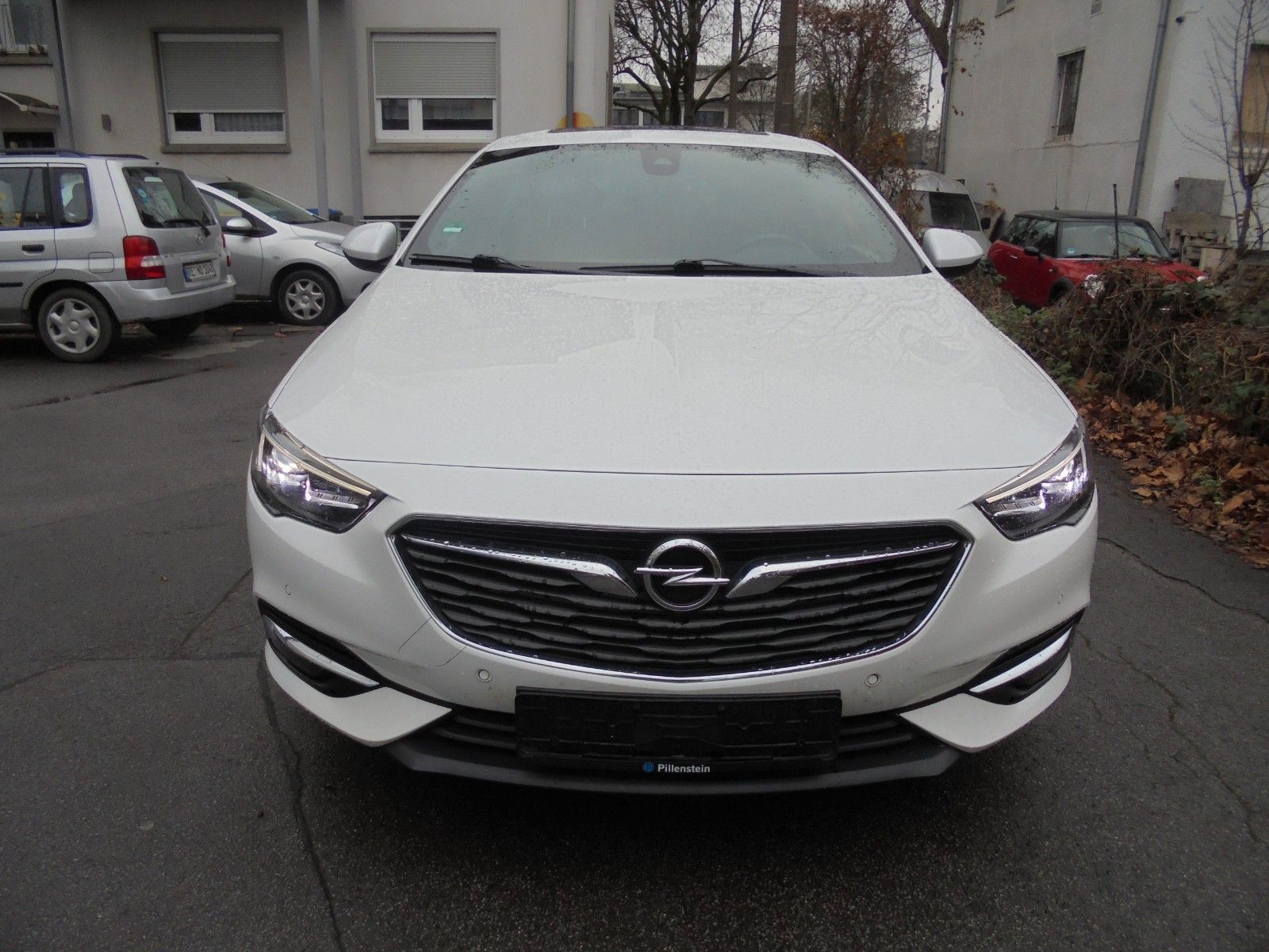 Fahrzeugabbildung Opel Insignia B Grand Sport Innovation Automatik/Navi
