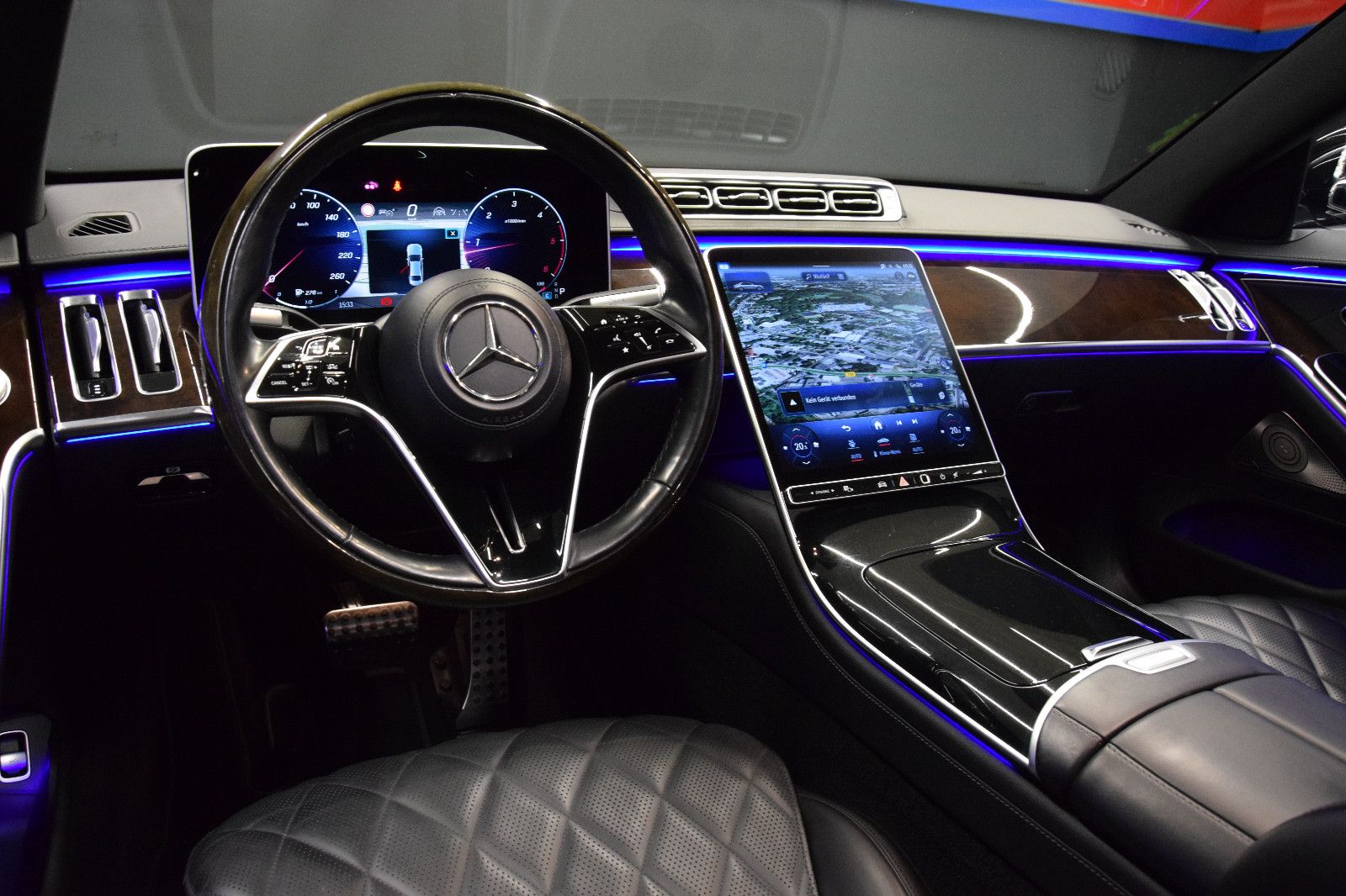 Fahrzeugabbildung Mercedes-Benz S 400 d 4Matic Lang AMG Pano TV Burmester HeadUp