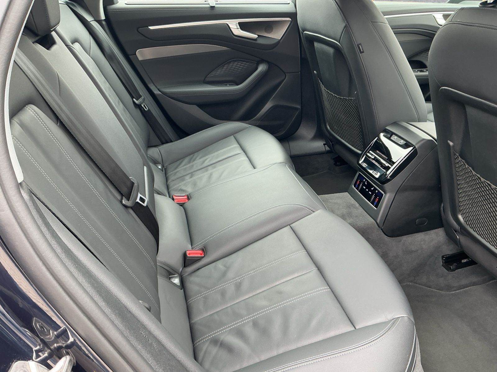 Audi A6 - Bild 16