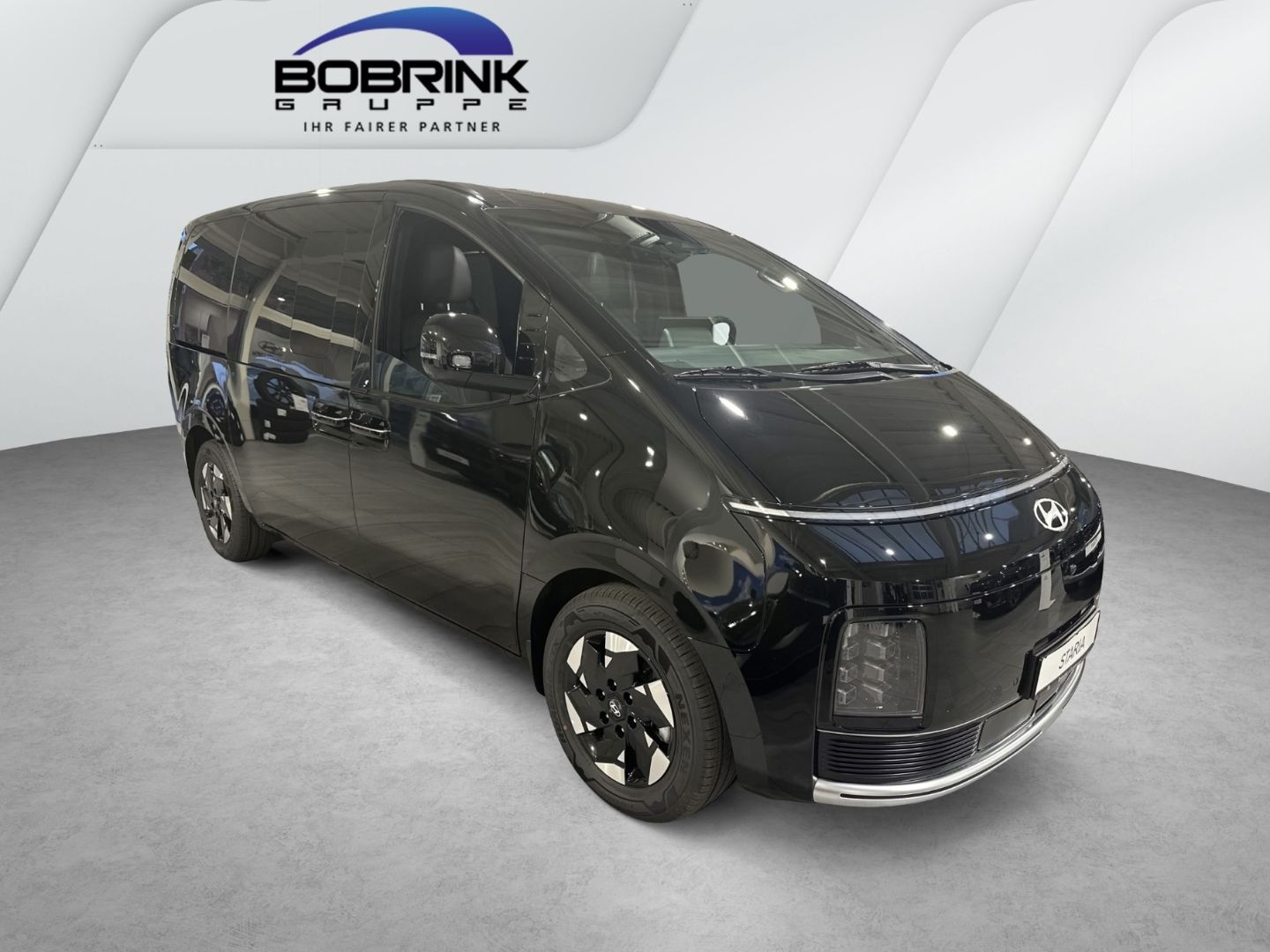 Hyundai STARIA Elektro Calligraphy 7-Sitzer 84 kWh Panor imagem 2