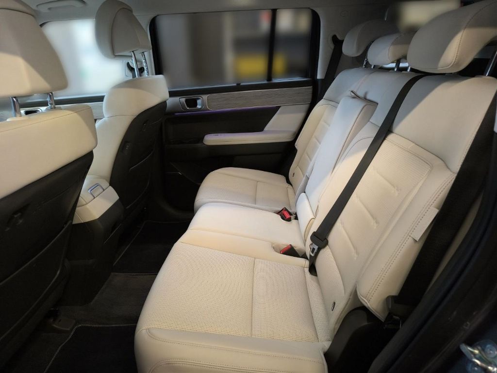Hyundai Santa Fe – Bild 10