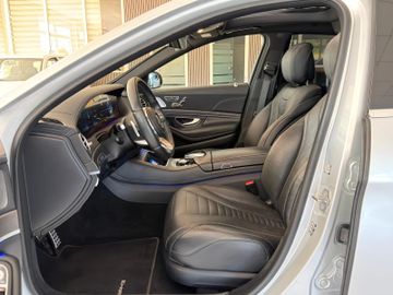 Mercedes S 560 - 12