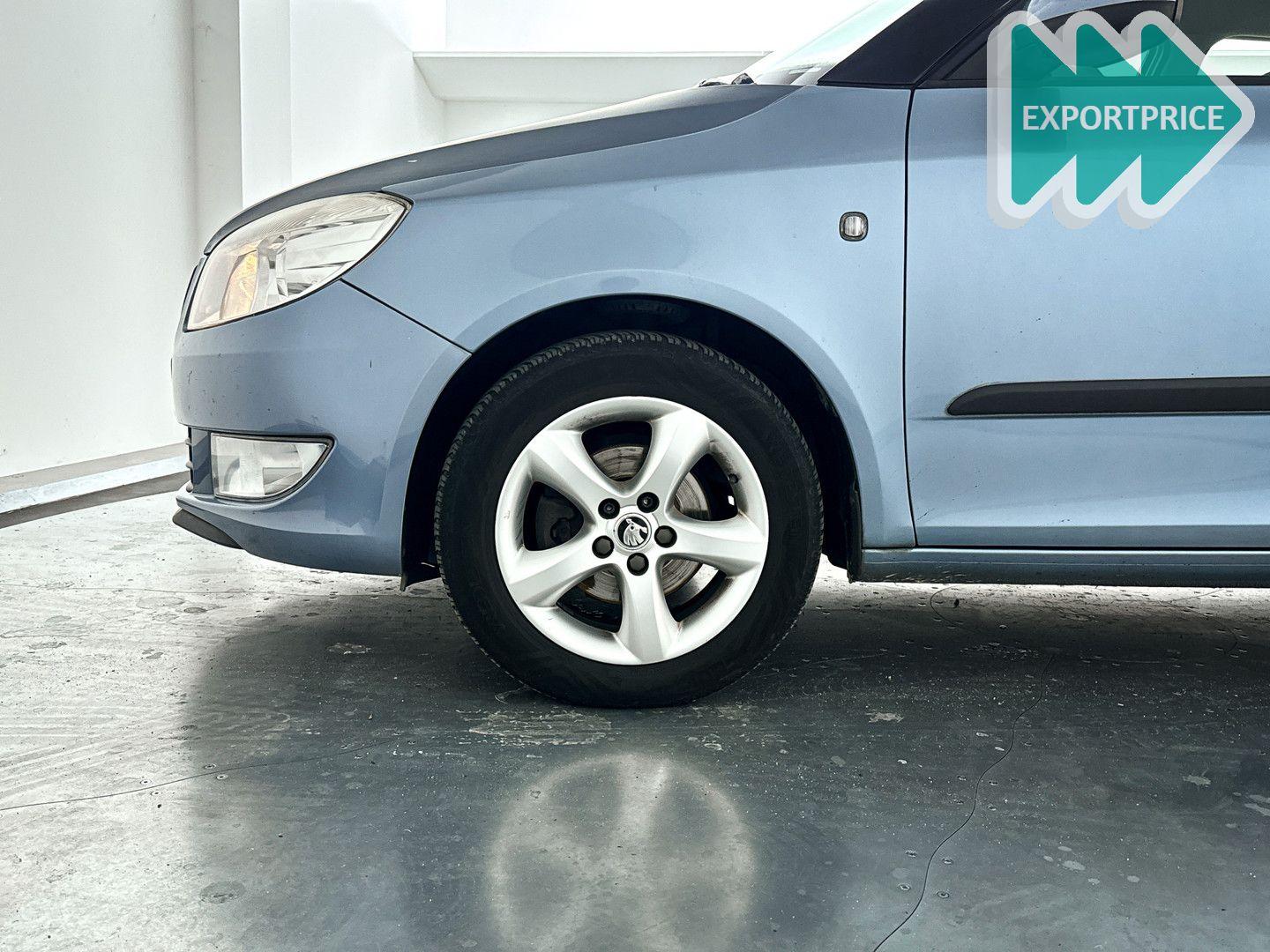 Skoda Fabia 2010 — photo 23