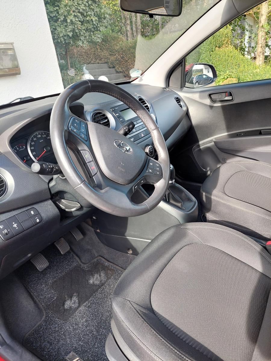 Hyundai i10 1.2 Sondermodell "Yes" 