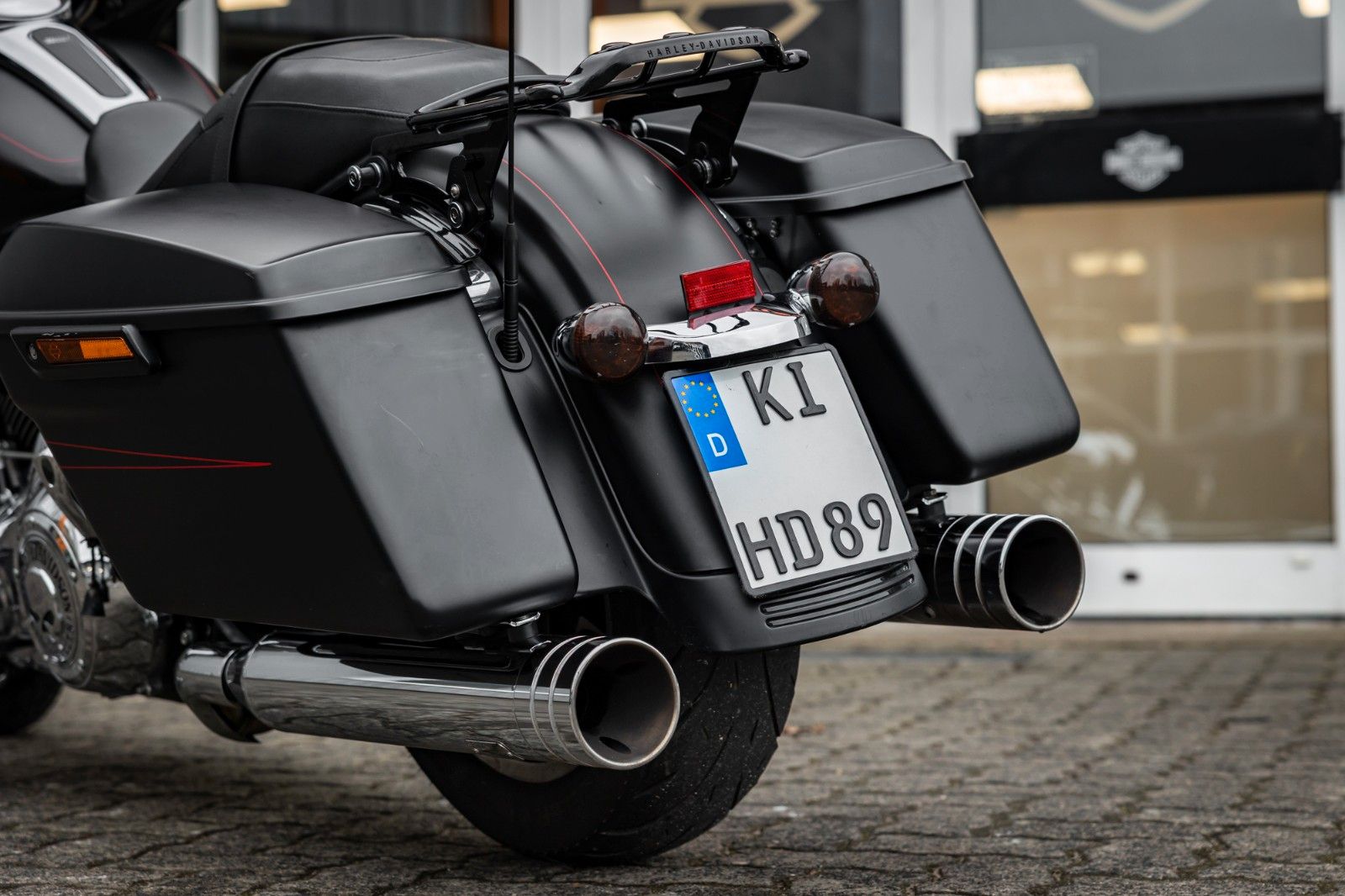 Fahrzeugabbildung Harley-Davidson FLHX Street Glide 103 cui - Jekill & Hyde -