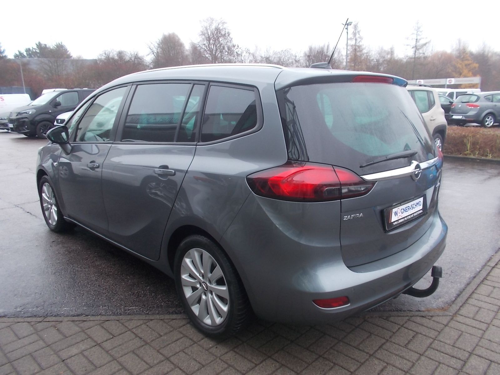Fahrzeugabbildung Opel Zafira Tourer 1.4 Turbo 140 PS + AUTOGAS + AHK