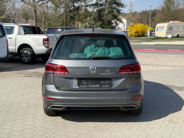 Volkswagen Golf Sportsvan - 8