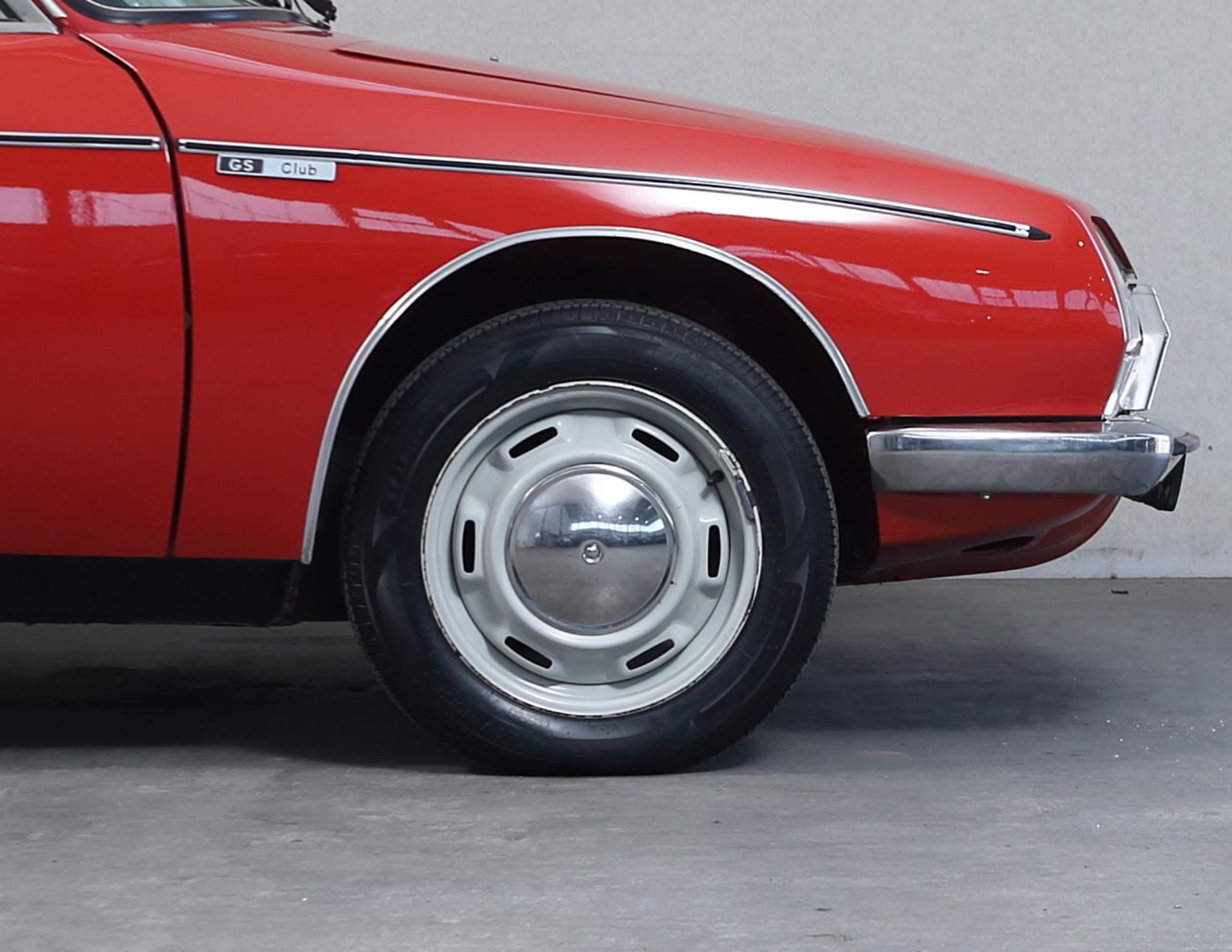 Car Image 26