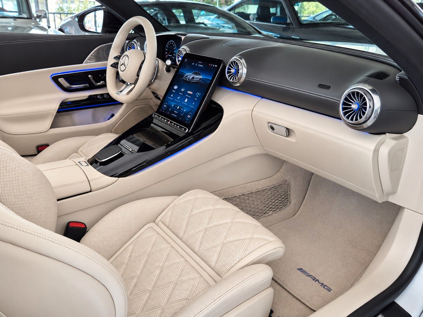 Fahrzeugabbildung Mercedes-Benz SL 55 AMG/Designo Lack+Manufaktur Interieur