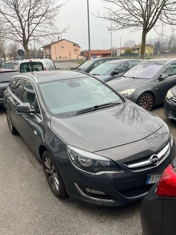 Opel Astra 1.6 CDTI 136CV EcoFLEX S&S Sports Tou