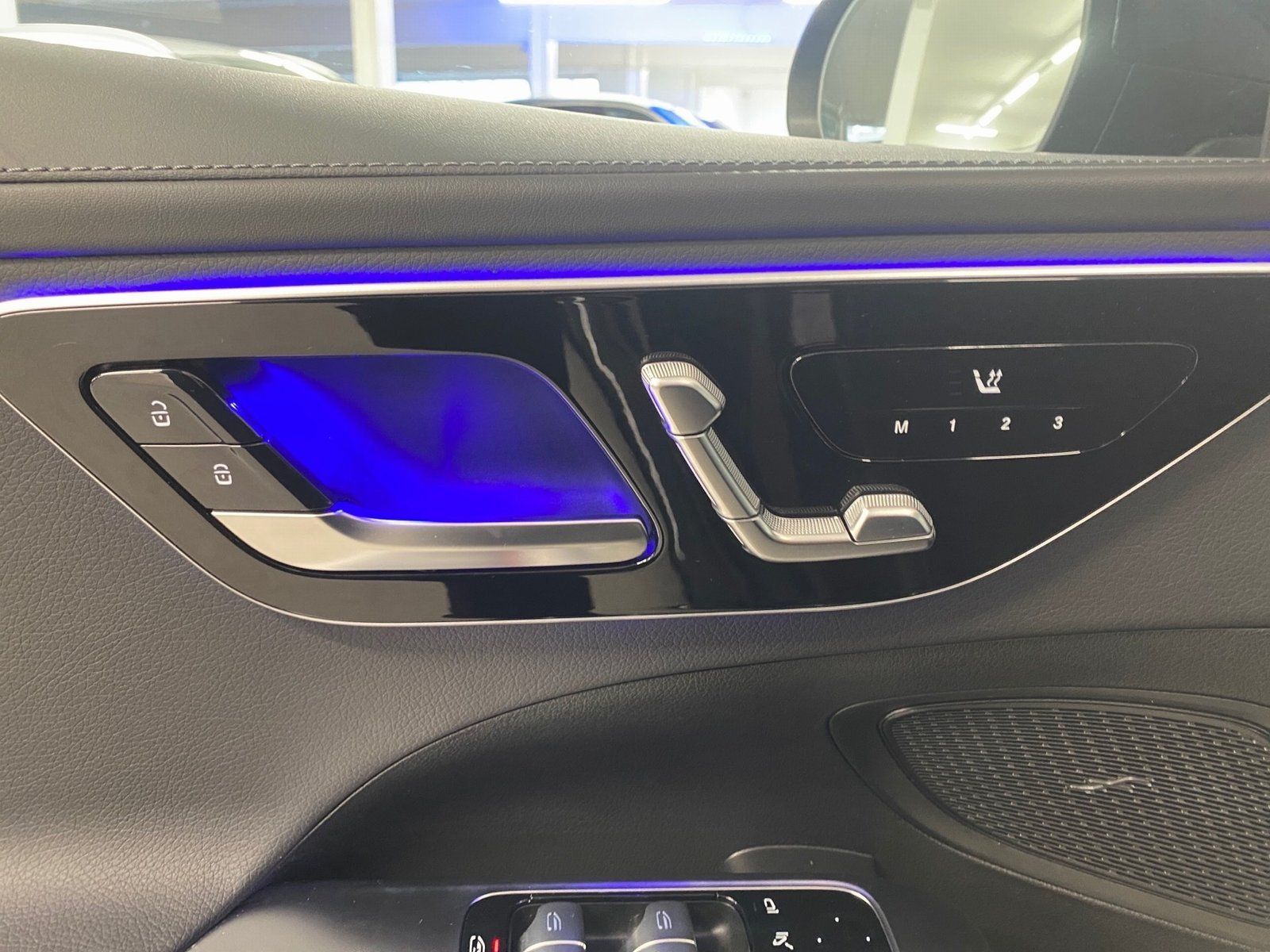 Fahrzeugabbildung Mercedes-Benz C 200 T AMG*Pano*AHK*Night*Totwink*Memo*LED*Kam*