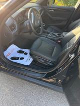 BMW X1 sDrive18i - Automatik  - BMW X-Reihe aus 2011