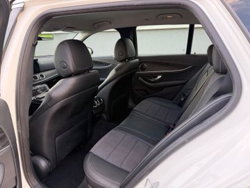 Mercedes E 220 - 10