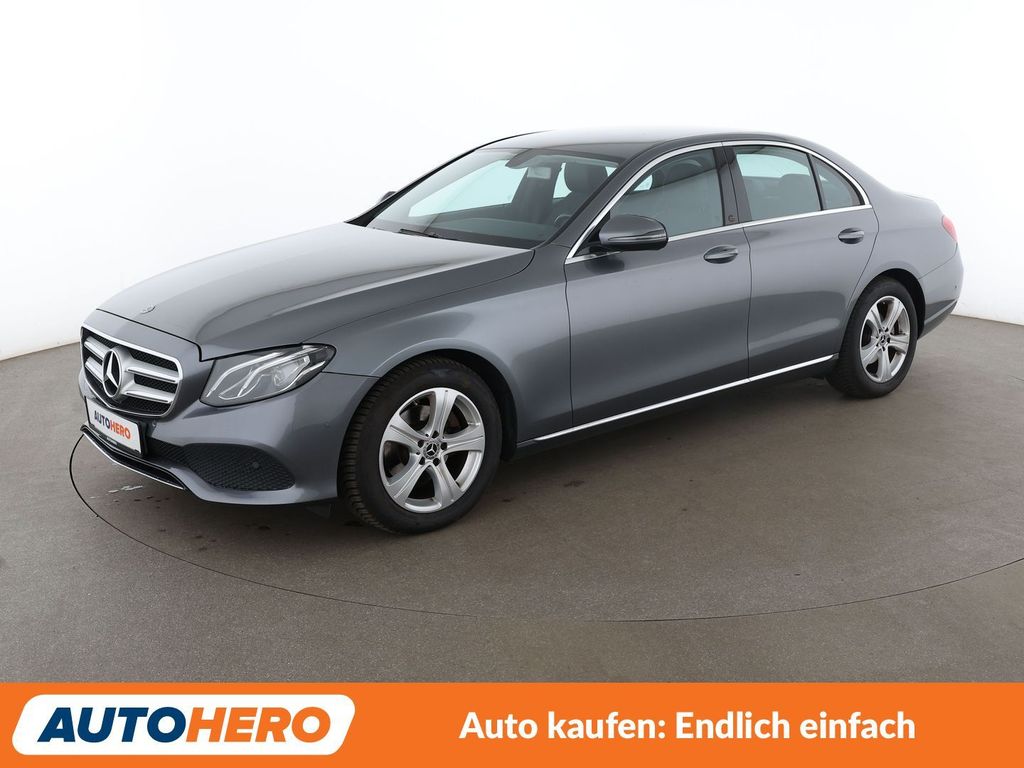 Image of Mercedes-Benz E 220