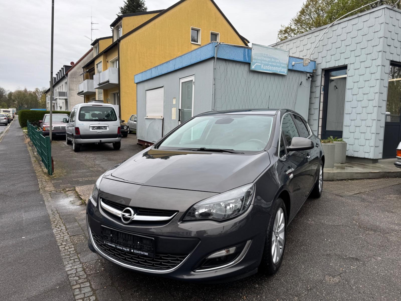 Opel Astra J Lim. 5-trg. Innovation
