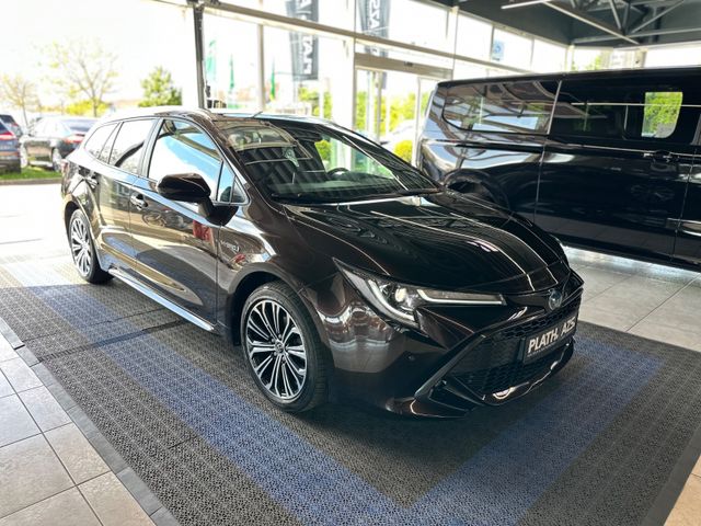Toyota Corolla  Touring Sports Hybrid Club