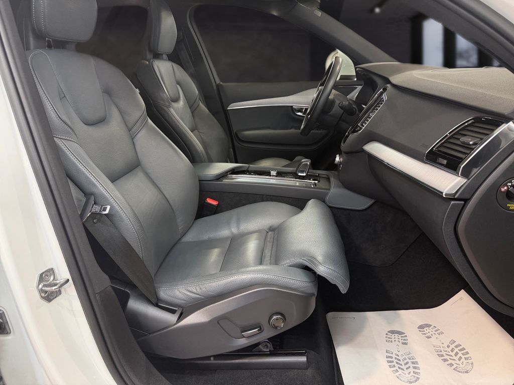 Volvo XC 90 - Bild 15