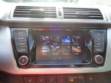 Bild 12 Skoda Fabia 1.0 TSI Combi Amb NAVI PDC SHZ GJR SML BT