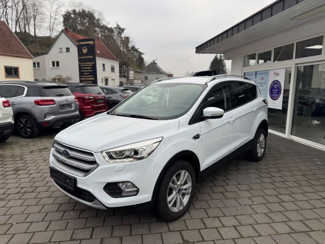 Ford Kuga 1,5 TDCi 4x2 *NAVIGATION*