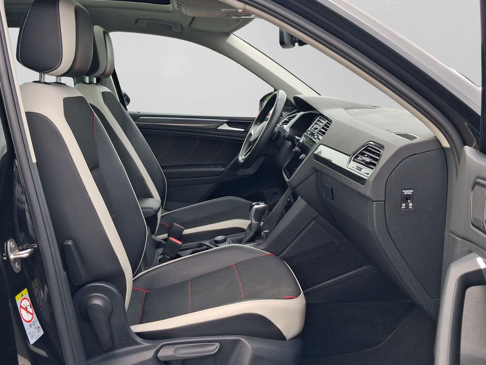 Volkswagen Tiguan 2.0 TSI DSG 4M URBAN SPORT LED PANO LM18 foto 4