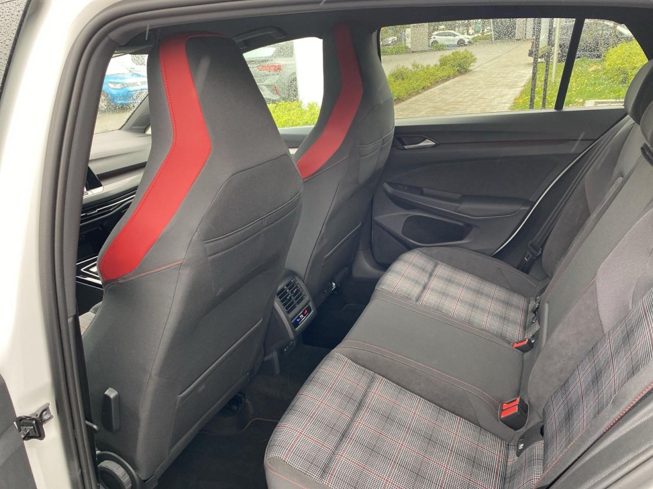 Volkswagen Golf VIII 2.0 TSI DSG GTI+RFK+APP+LED+DSG Klima, миниатюра 8
