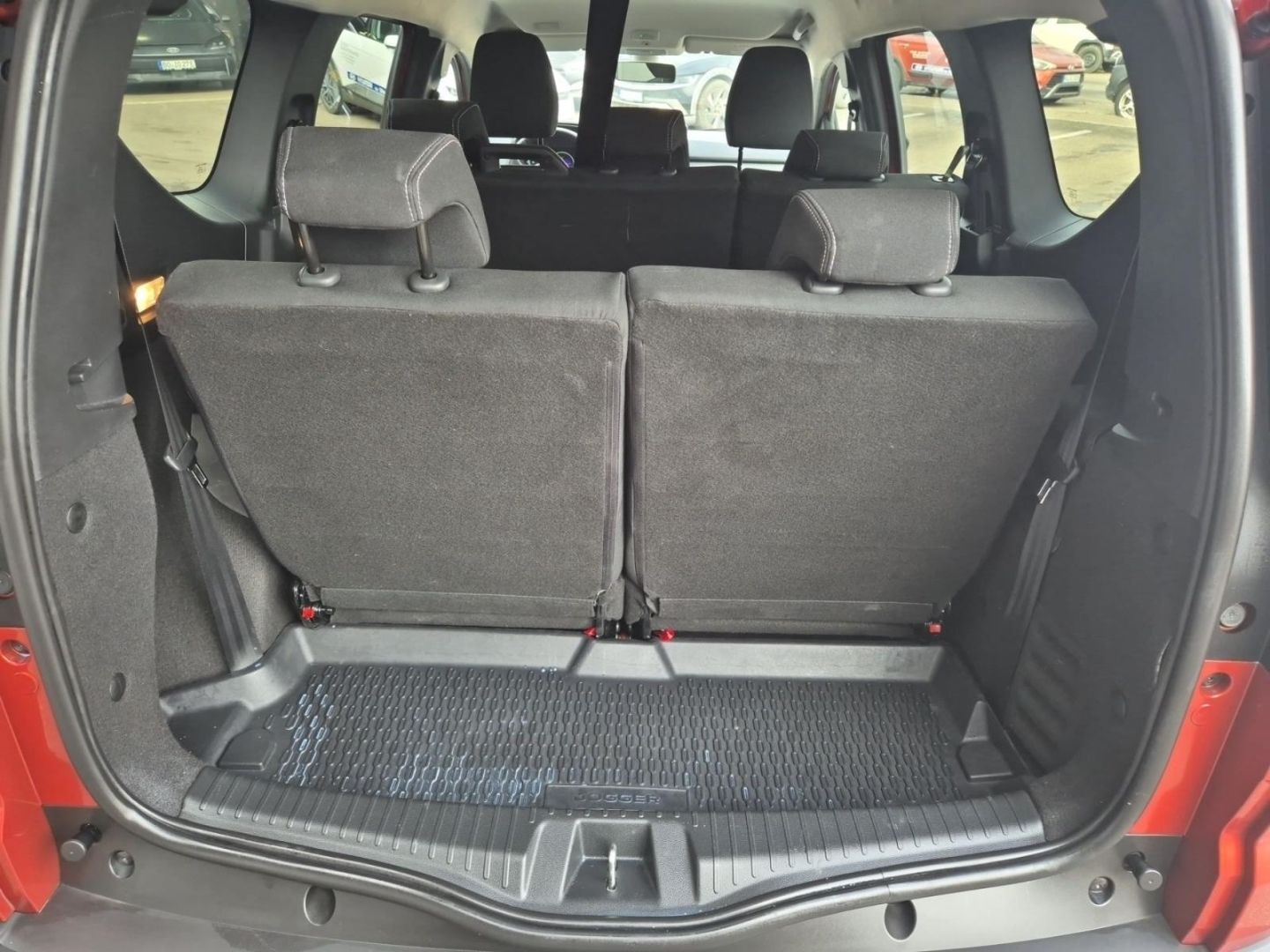 Fahrzeugabbildung Dacia Jogger Extreme 7-Sitzer Digitales Cockpit Klimaa