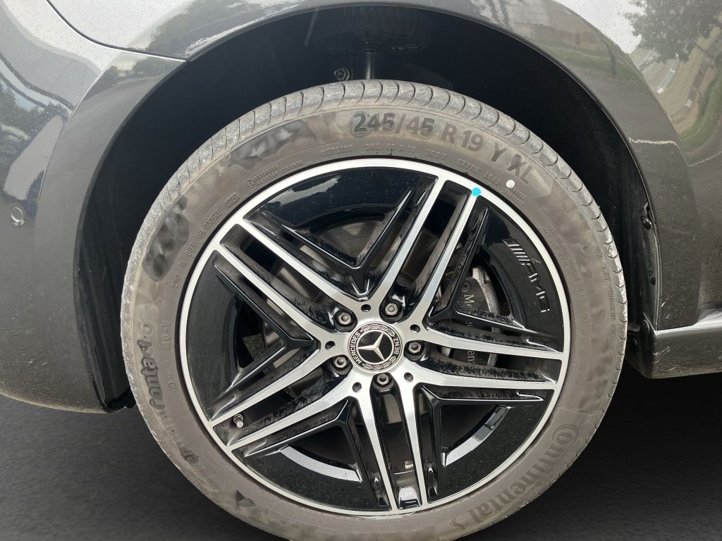 Fahrzeugabbildung Mercedes-Benz V 300 d 4MATIC AVANTGARDE Lang Leder*Navi*360