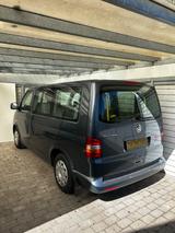 Volkswagen T5 Multivan - aus 2005: Van
