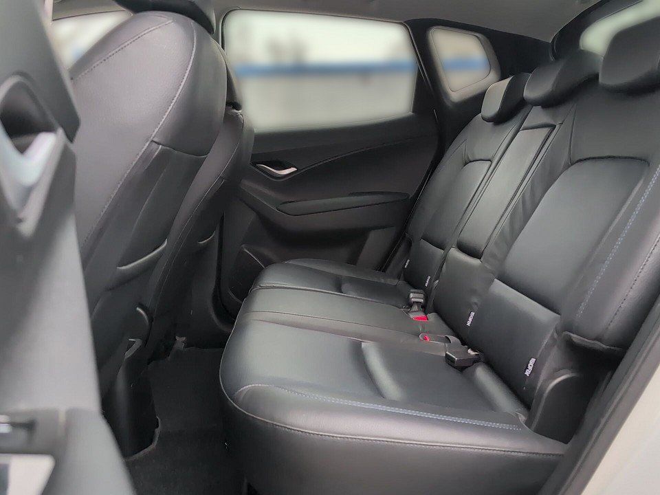 Fahrzeugabbildung Hyundai ix20 1.4 GOLD GARANTIE 1HD WENIG-KM AHK LEDER+BT