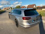 Volkswagen Passat Variant 2.0 TDI 4M R-LINE, HEADUP - Volkswagen Passat Variant: Von Privat