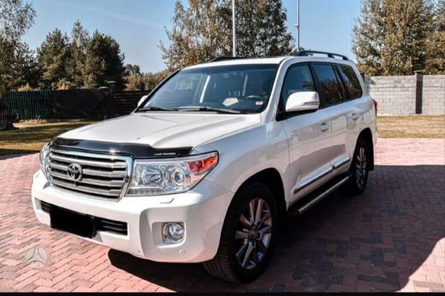 Toyota Land Cruiser -