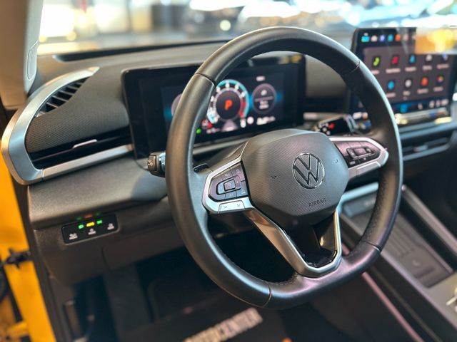 Volkswagen T-Roc *1.HAND*19%*LKHZ*ACC*CARPLAY*MASSAGE*CAM