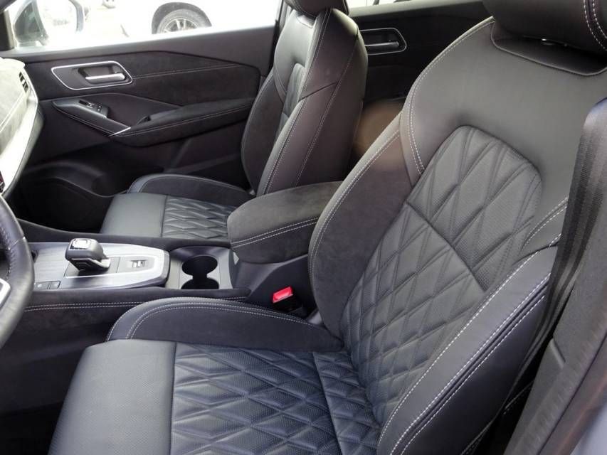 Fahrzeugabbildung Nissan Qashqai 1.3 DIG-T  MHEV Automatik Tekna +