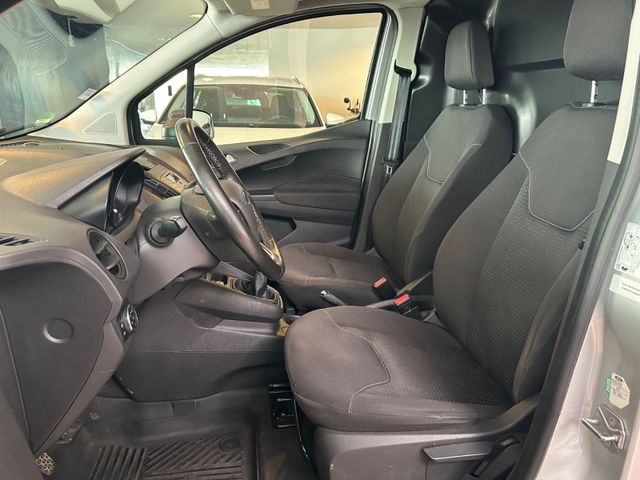 Fahrzeugabbildung Ford Transit Courier Trend