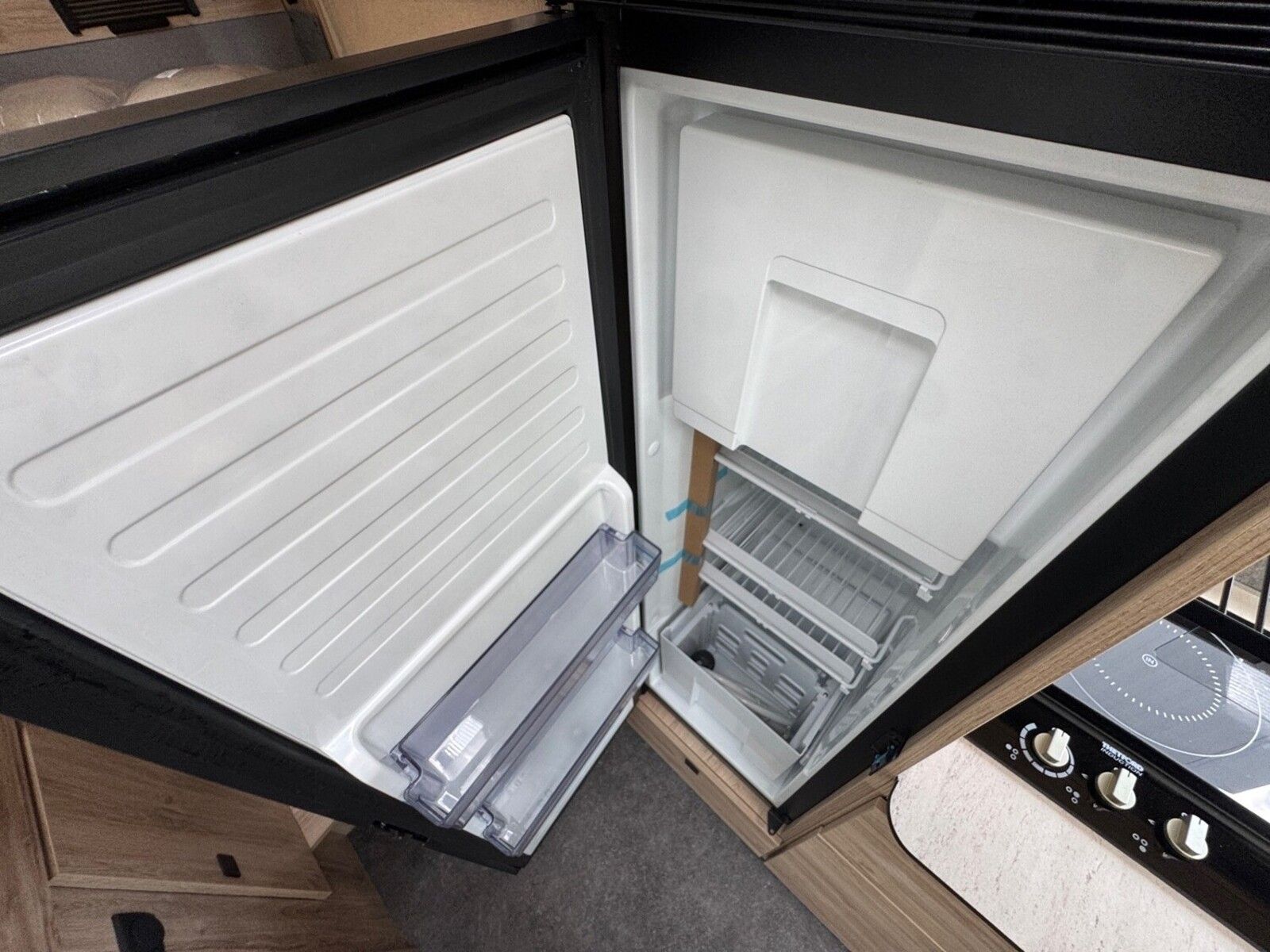 Fahrzeugabbildung Eura Mobil Xtura XT 686 EF Solar, Markise, RFK, Allrad, AHK